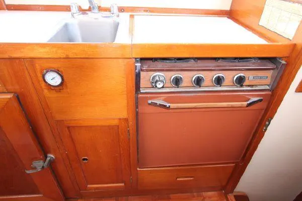1972 Grand Banks Sedan