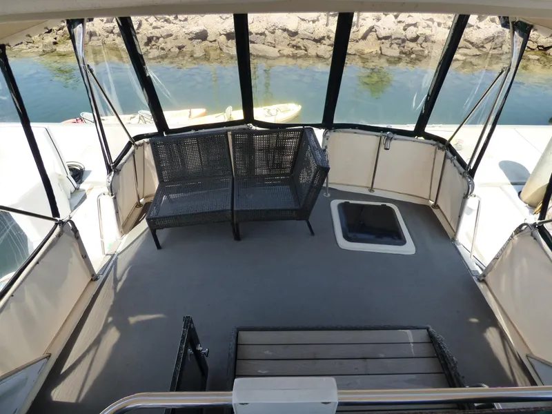 1982 Silverton Aft Cabin Motor Yacht
