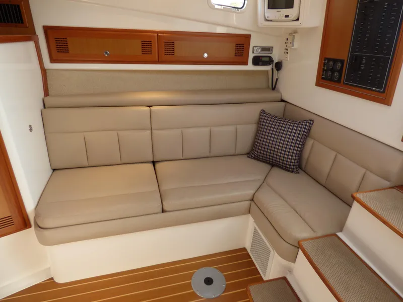 Salon seating