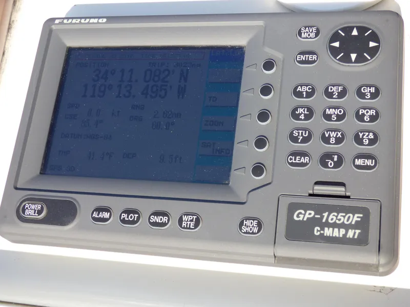Furuno GP-1650F-tower