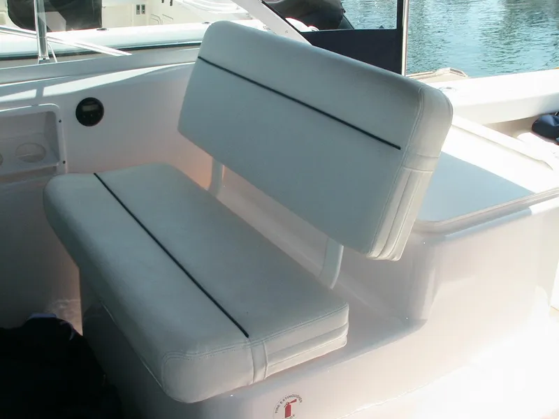 2006 Tiara Yachts Coronet