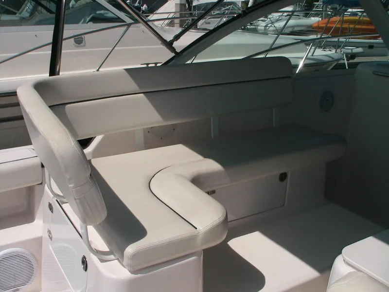 2006 Tiara Yachts Coronet