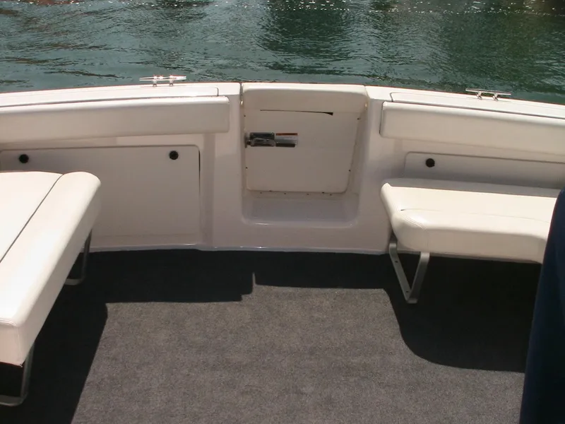 2006 Tiara Yachts Coronet