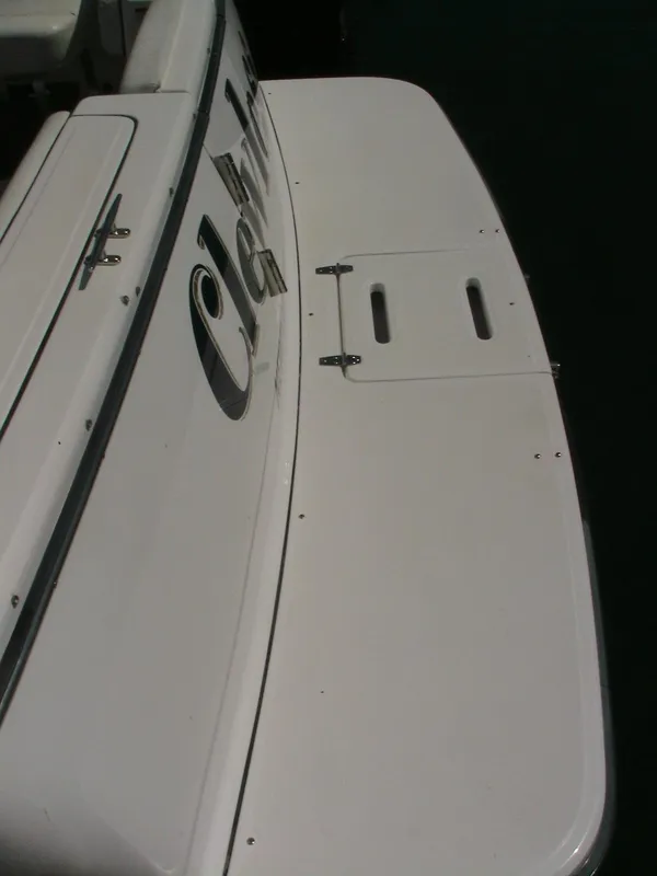 2006 Tiara Yachts Coronet