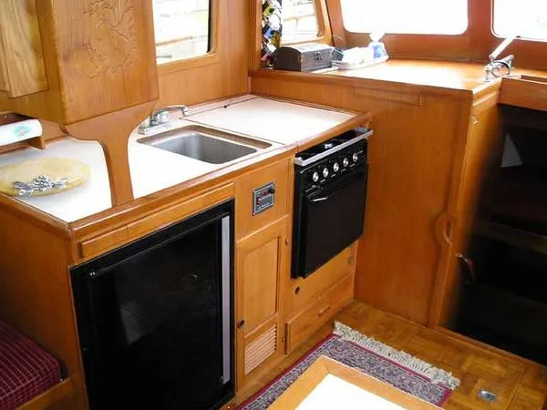 1984 CHB Aft Cabin