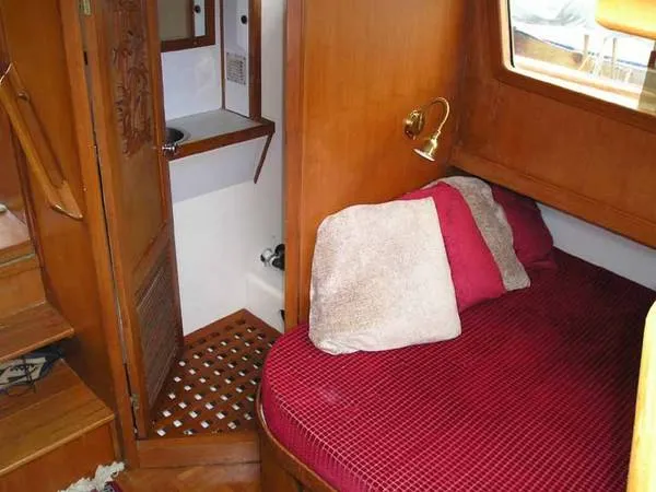 1984 CHB Aft Cabin