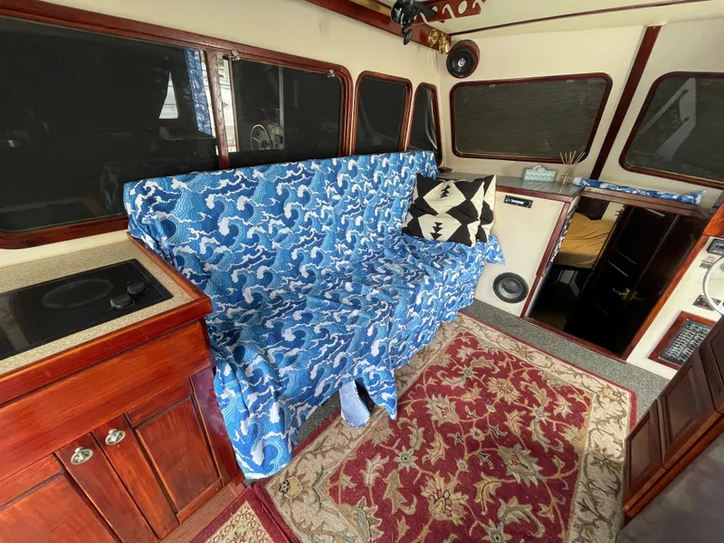 1982 Californian 34 Sedan