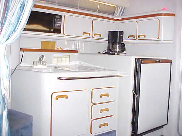 1991 Sea Ray 310/330 Sundancer