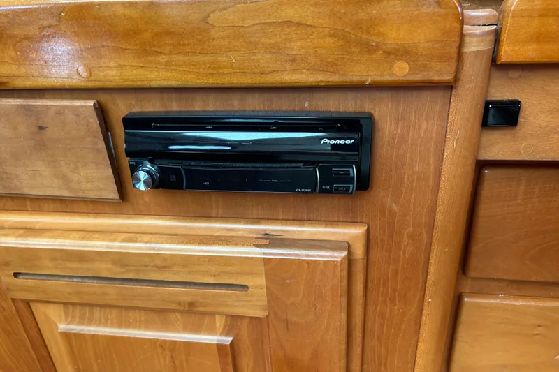 Pioneer AM/FM/DVD
