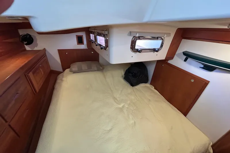 Aft Cabin 1