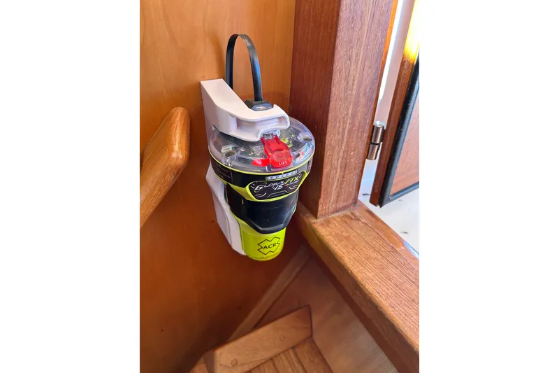 EPIRB Mount