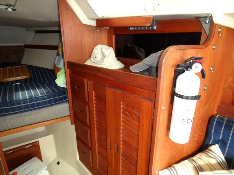 1985 Catalina 30