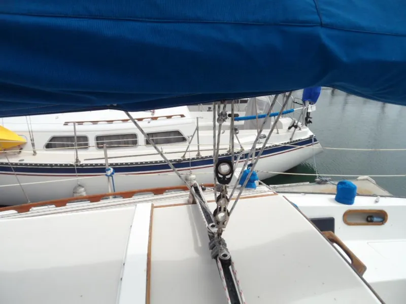 1985 Catalina 30