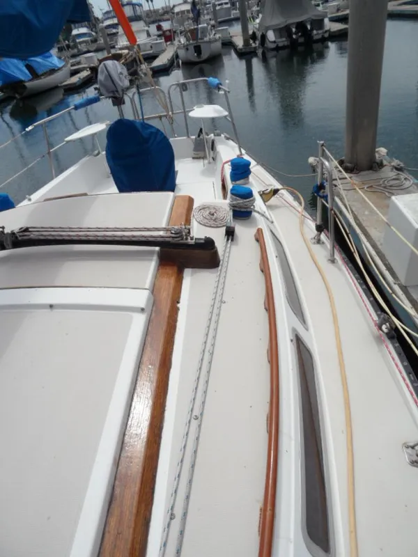 1985 Catalina 30