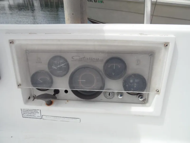 1985 Catalina 30