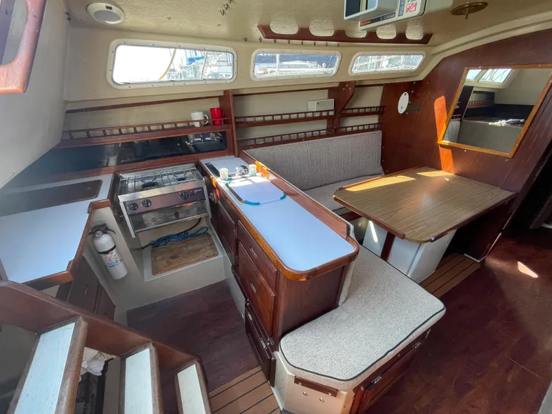 1980 Catalina 30