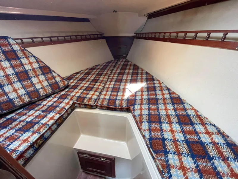 1980 Catalina 30