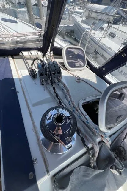 Starboard Cabintop