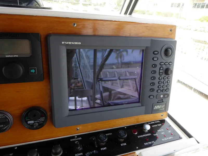 1997 Grand Banks Eastbay 38 EX