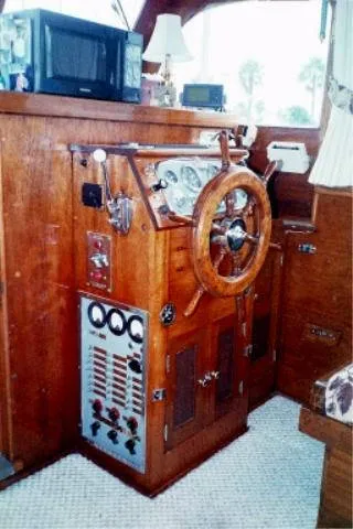1939 Matthews Trunk Cabin Motor Yacht