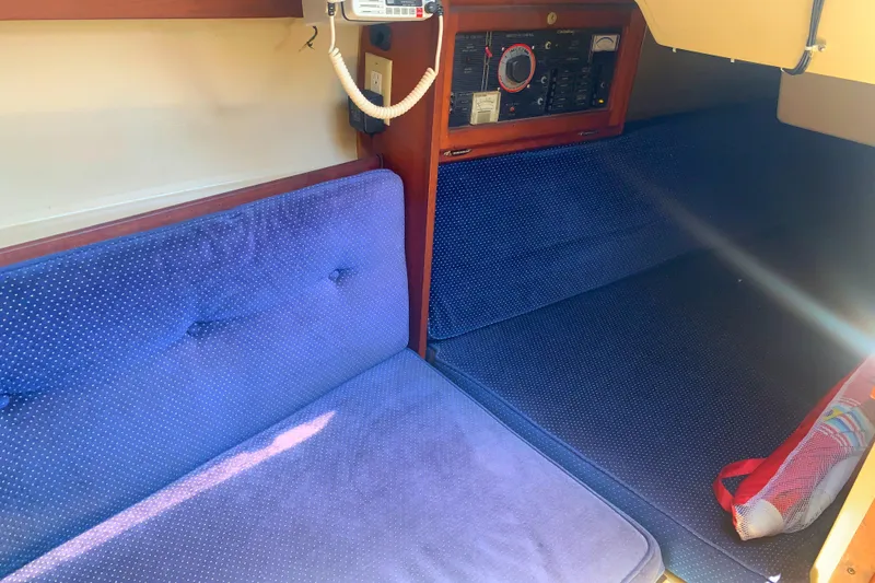 1988 Catalina 27