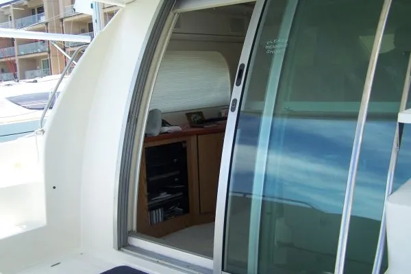 2000 Maxum SCB Flybridge