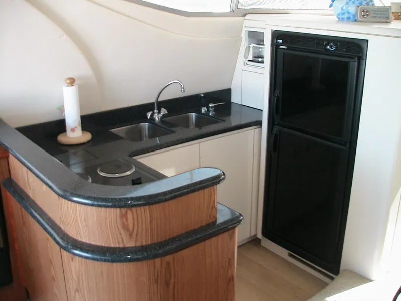 2000 Maxum SCB Flybridge