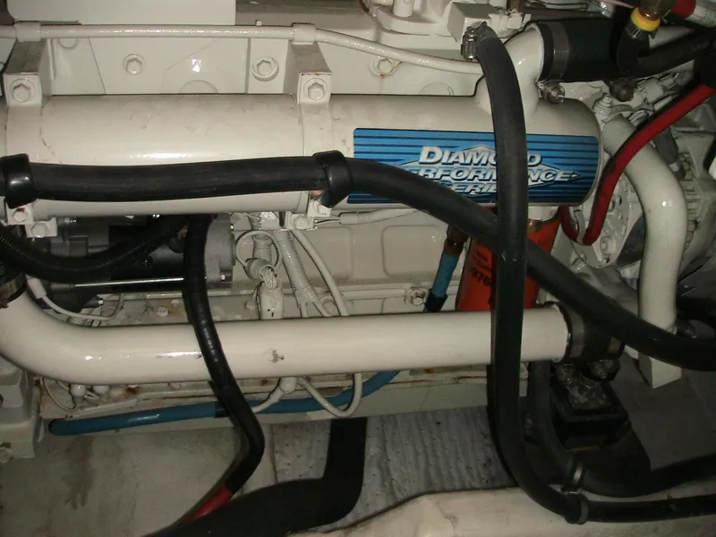 2000 Maxum SCB Flybridge