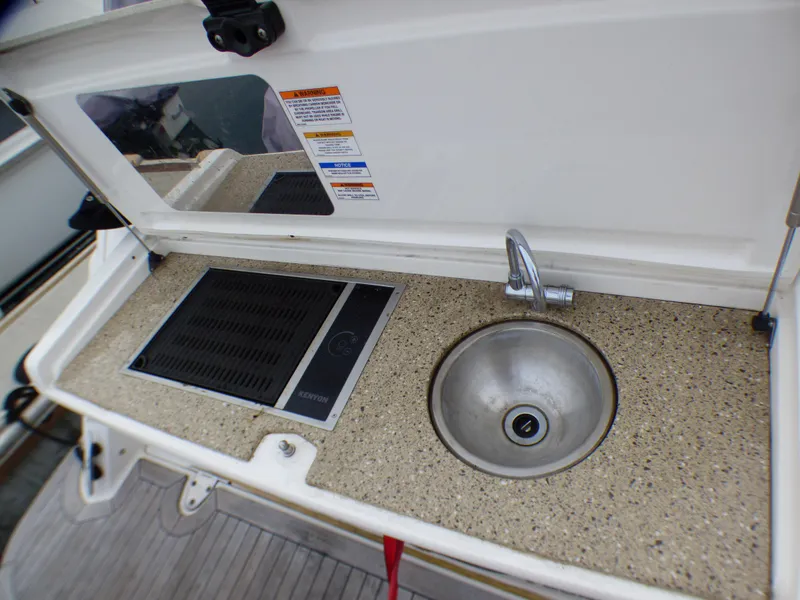 2017 Sea Ray Sundancer 350