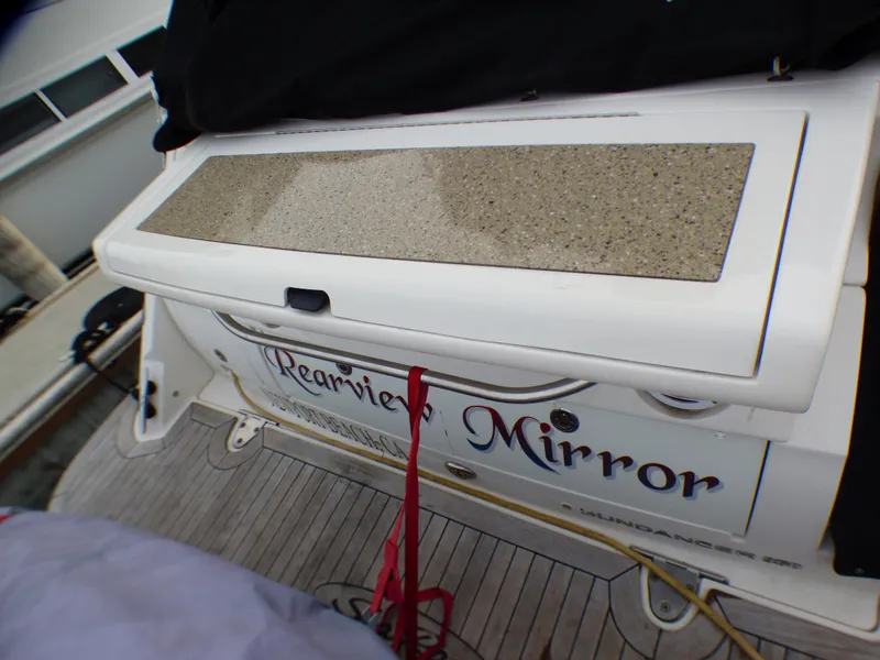 2017 Sea Ray Sundancer 350