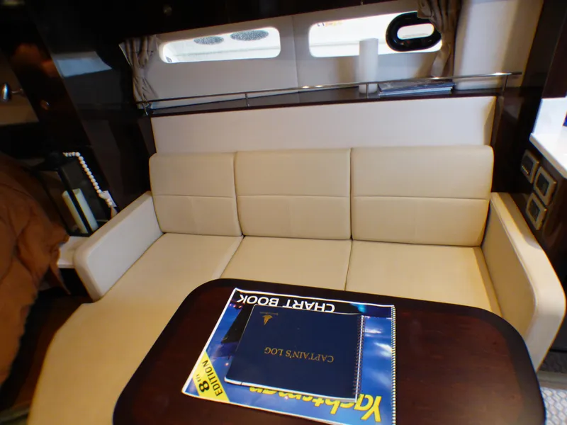 2017 Sea Ray Sundancer 350