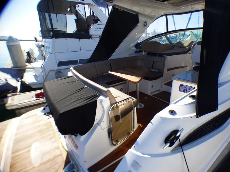 2017 Sea Ray Sundancer 350