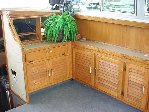 1985 Silverton Sportfisher Convertible