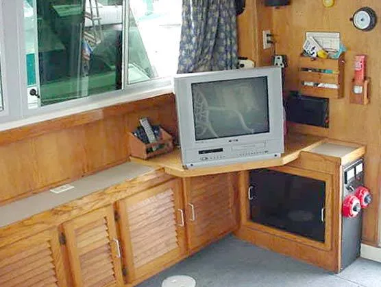 1985 Silverton Sportfisher Convertible