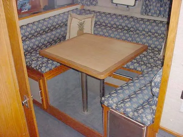 1985 Silverton Sportfisher Convertible