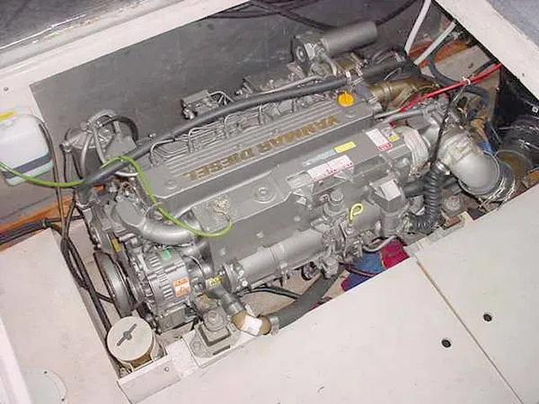 1985 Silverton Sportfisher Convertible