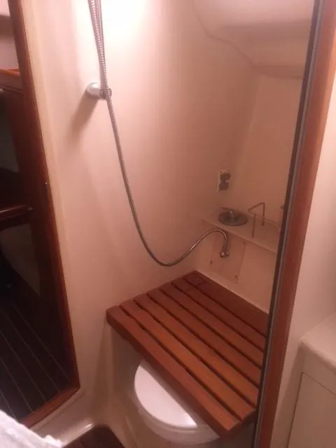 2006 Hunter 38
