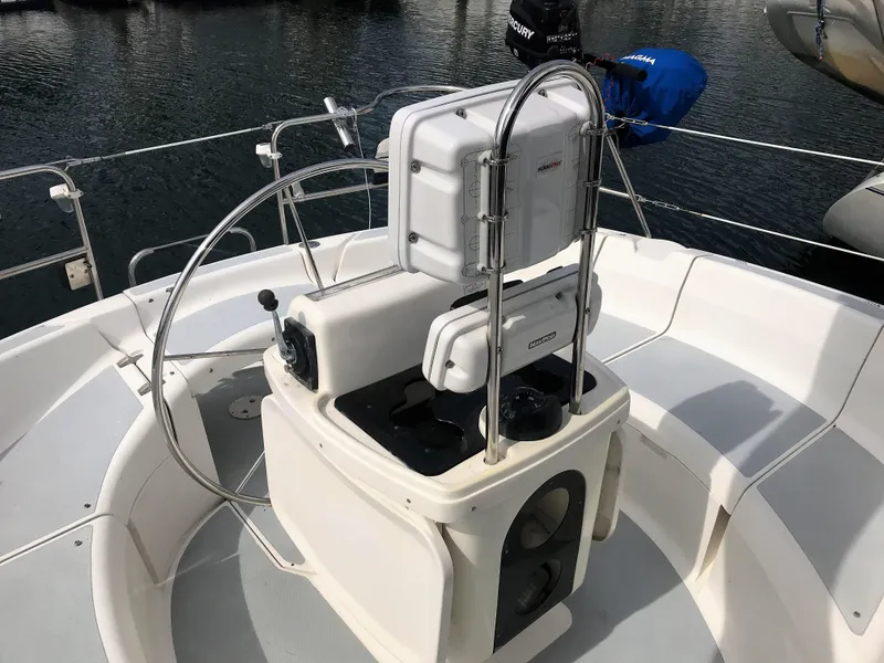 1995 Hunter 430
