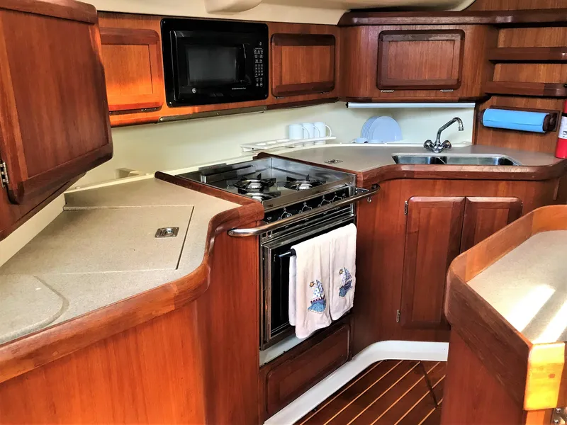 1995 Hunter 430