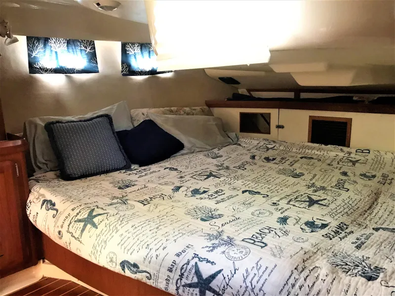 1995 Hunter 430