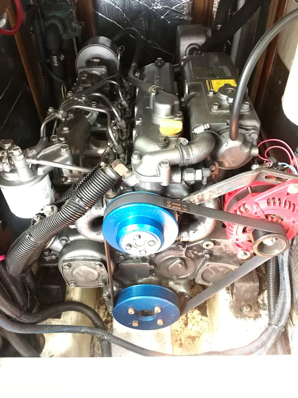 1995 Hunter 430