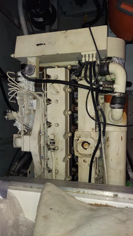 2001 Sea Ray 420 Aft Cabin