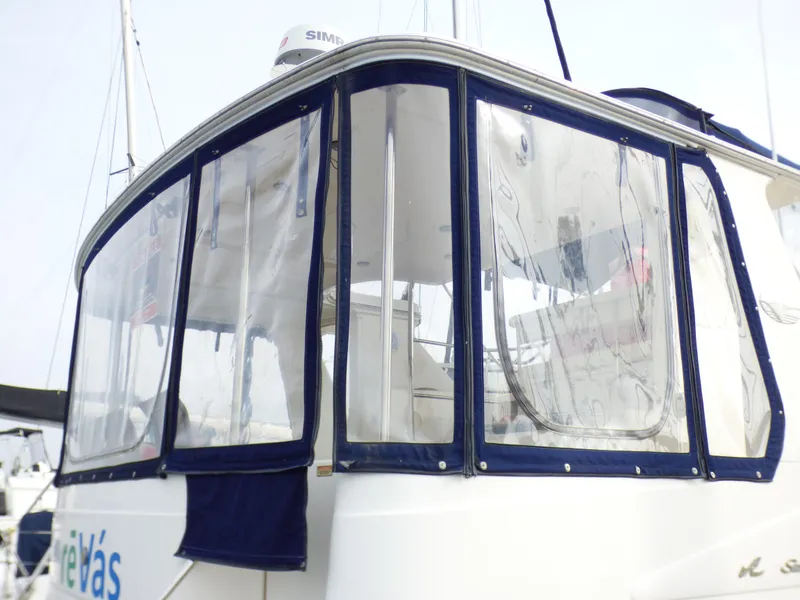 2001 Sea Ray 420 Aft Cabin