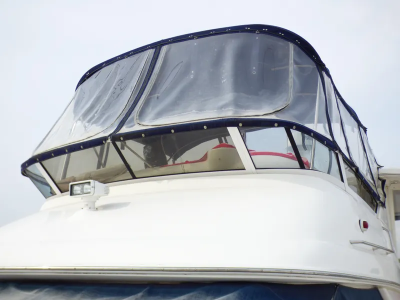 2001 Sea Ray 420 Aft Cabin