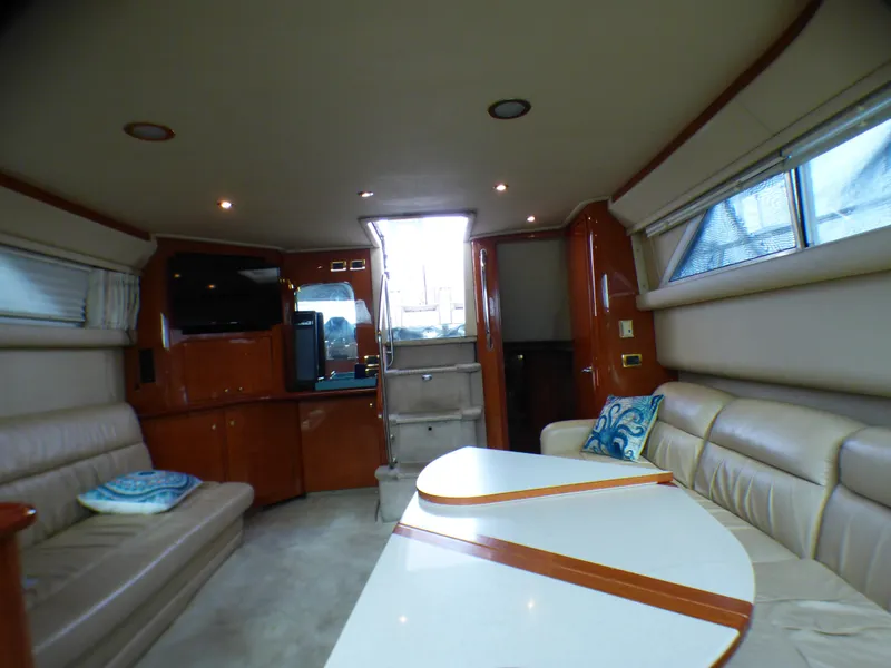 2001 Sea Ray 420 Aft Cabin