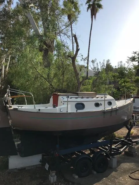 1979 Pacific Seacraft Flicka 20