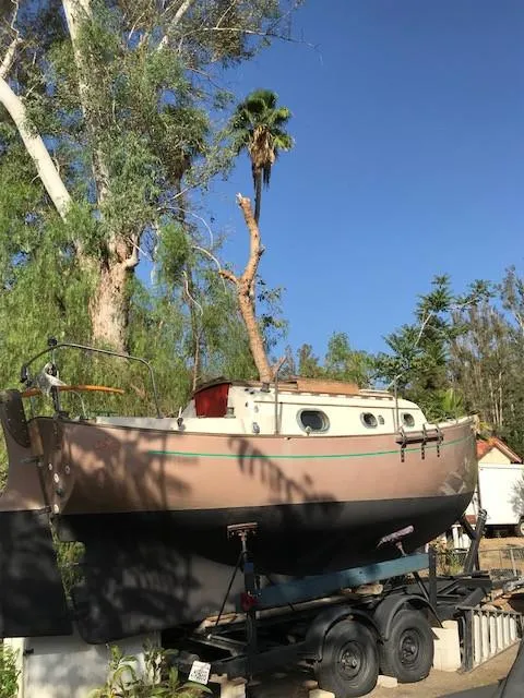 1979 Pacific Seacraft Flicka 20