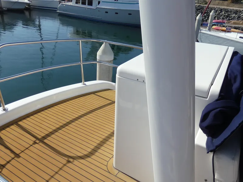2011 Mainship 395 Trawler