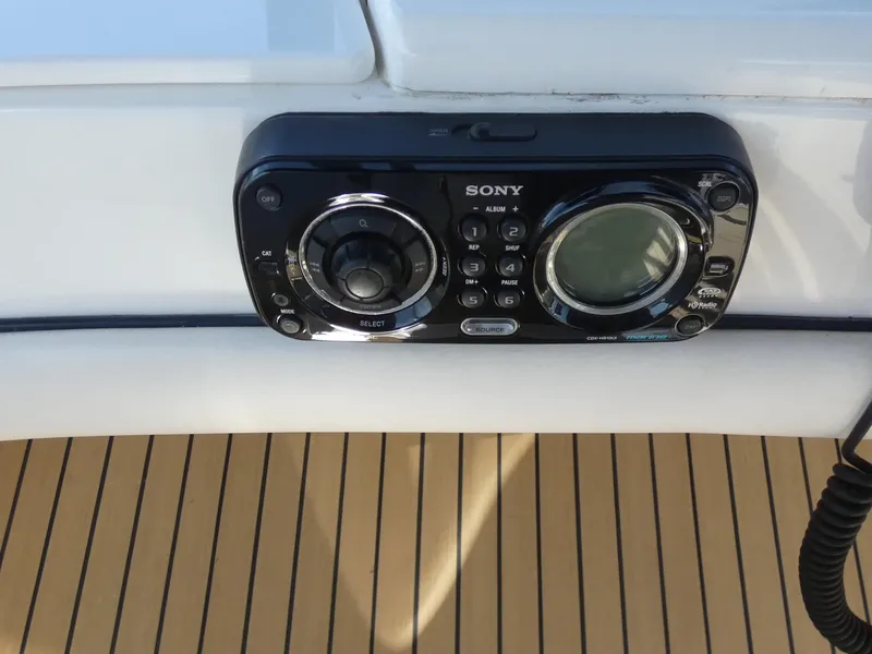 2011 Mainship 395 Trawler