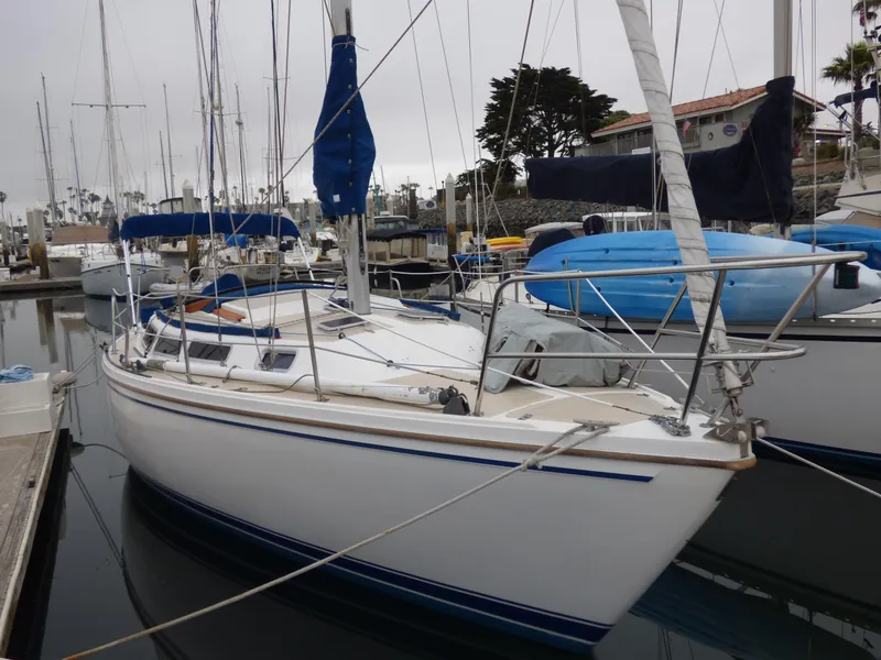 1985 Catalina 30